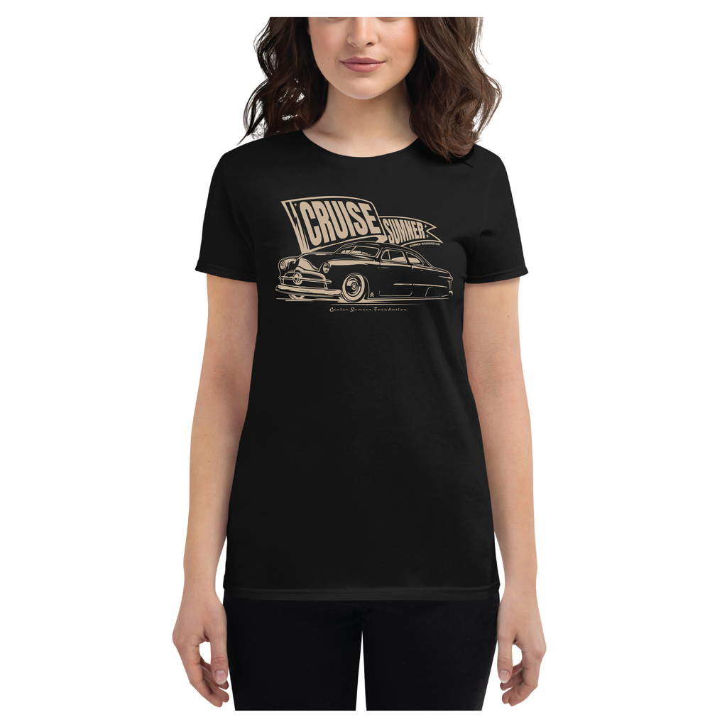 Cruise Sumner - Shoebox T-Shirt (Black Women's)